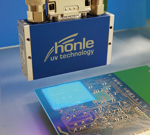 UV-Kleber wird mit LED als Beschichtung ausgehärtet