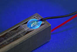 UV-Kleber für den Schutz von Piezokeramiken